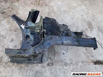 BMW 3-as sorozat E90, E91, E92, E93 bal első negyed 1303