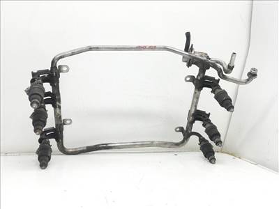 AUDI A4 (8D2/ B5) 2.8 Porlasztó Sor / Híd #7871# 078133551N