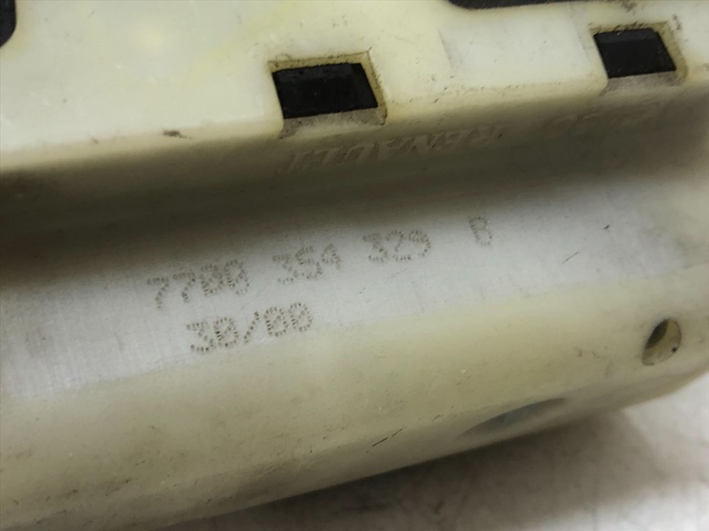 RENAULT SCÉNIC I (JA0/1_) 1.9 dTi (JA1U) Csomagtérajtó Zárszerkezet #11741# 7700354329B 10. kép