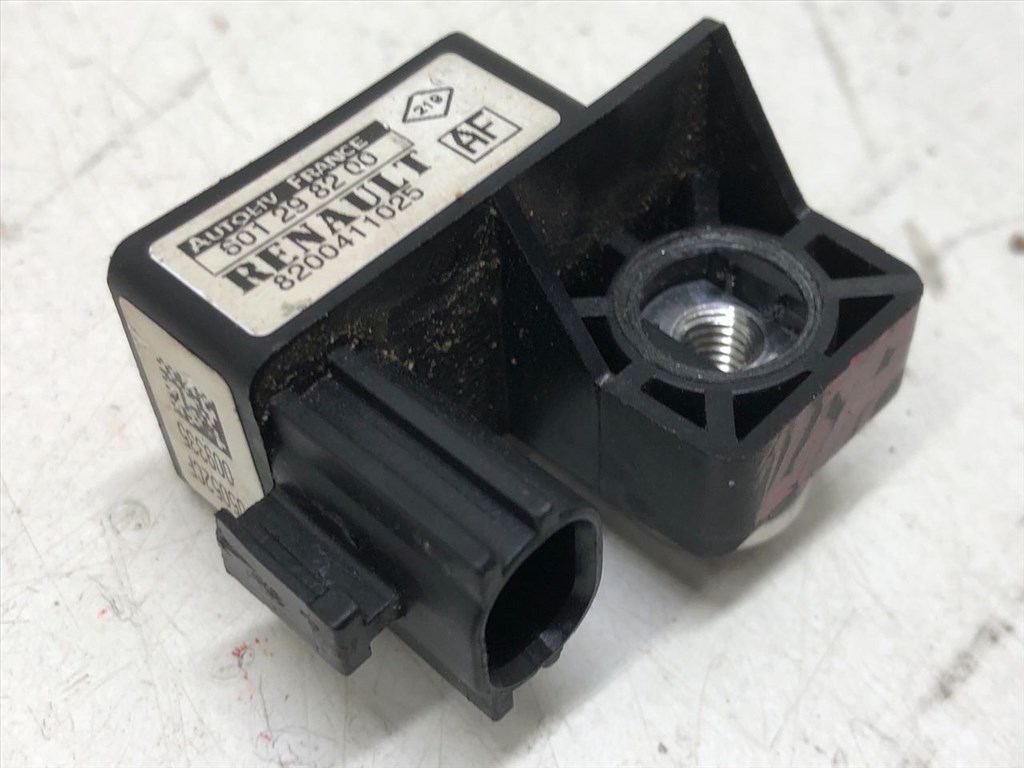 RENAULT MEGANE II (KM0/1_) 1.6 Flex Központi Ütközés Érzékelő #12587# 601298200 1. kép