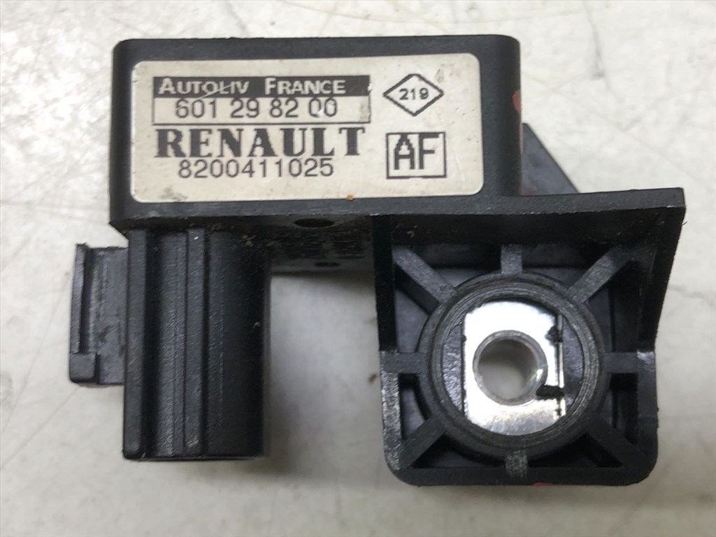 RENAULT MEGANE II (KM0/1_) 1.6 Flex Központi Ütközés Érzékelő #12587# 601298200 3. kép