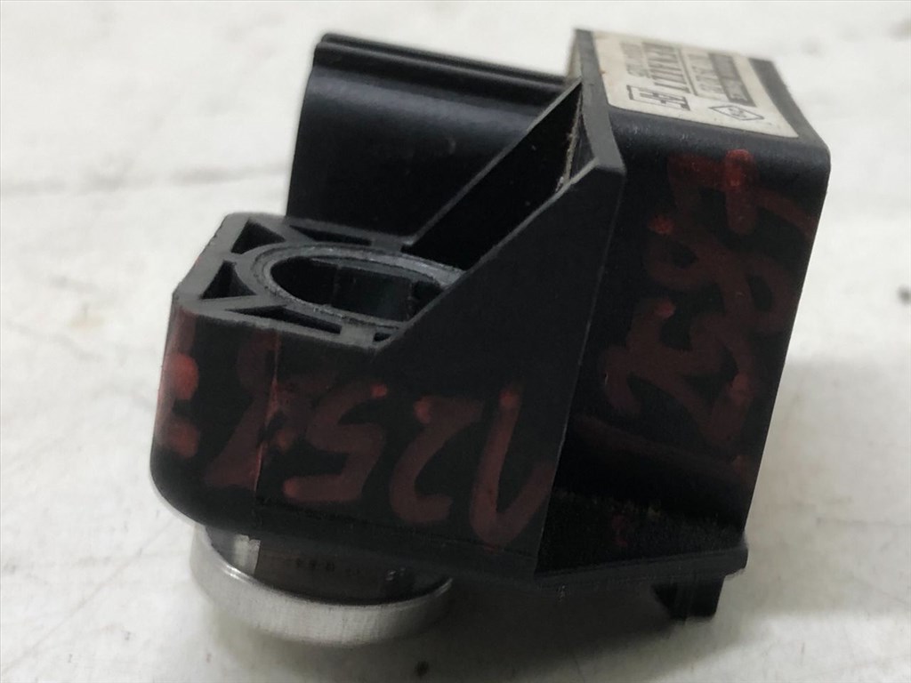 RENAULT MEGANE II (KM0/1_) 1.6 Flex Központi Ütközés Érzékelő #12587# 601298200 7. kép