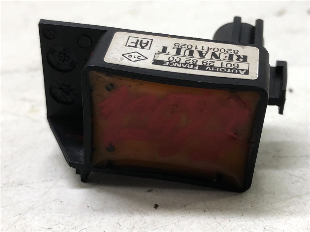 RENAULT MEGANE II (KM0/1_) 1.6 Flex Központi Ütközés Érzékelő #12587# 601298200 8. kép