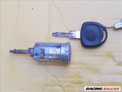 Opel Corsa C, Opel Combo C, Opel Meriva A 13107754	Gyújtáskapcsoló a legtöbb opelhez 	