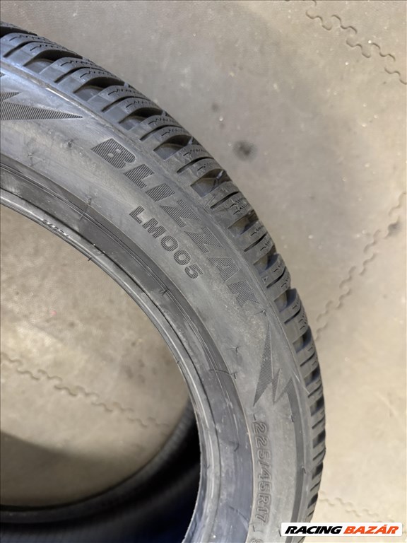  225/4517" új Bridgestone téli gumi  5. kép