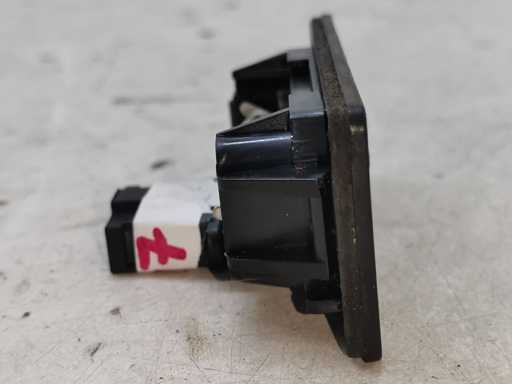 AUDI A4 IV (8K2/ B8) 1.8 TFSI Jobb Rendszámtábla Világítás #28647# 8T0943021 5. kép