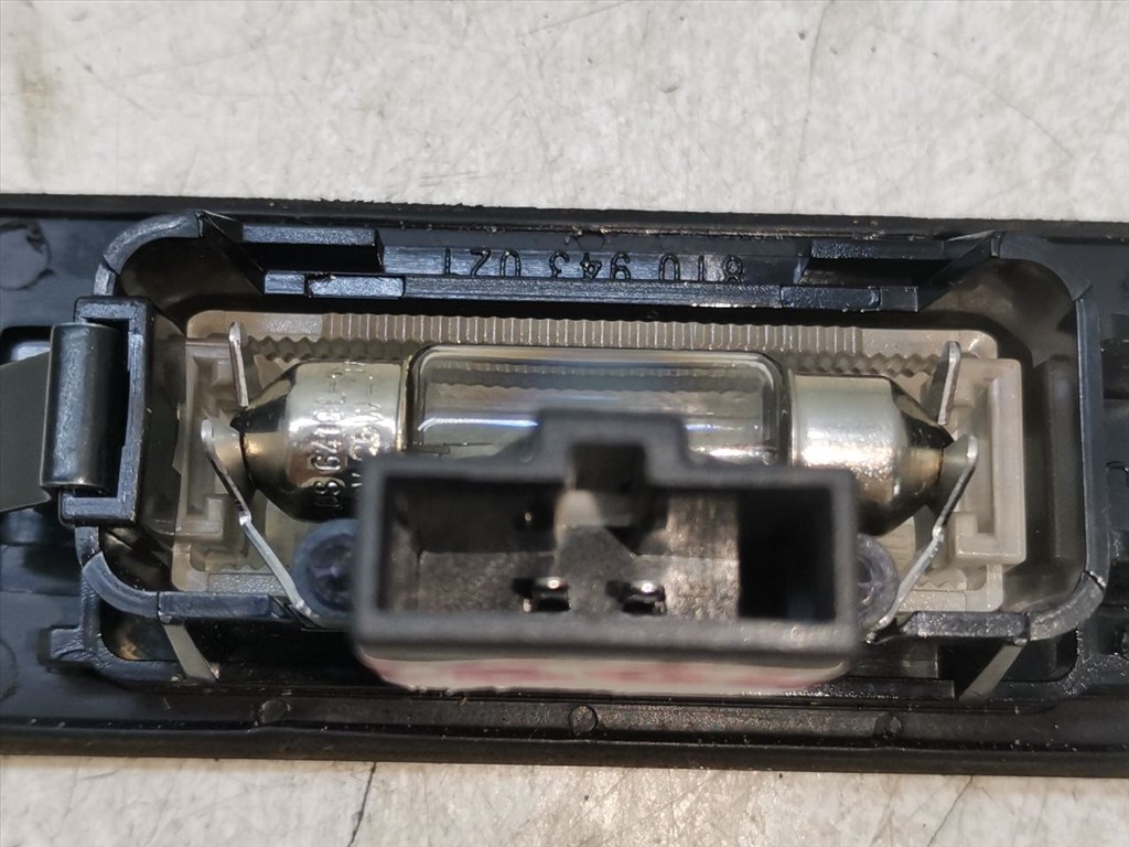 AUDI A4 IV (8K2/ B8) 1.8 TFSI Jobb Rendszámtábla Világítás #28647# 8T0943021 8. kép
