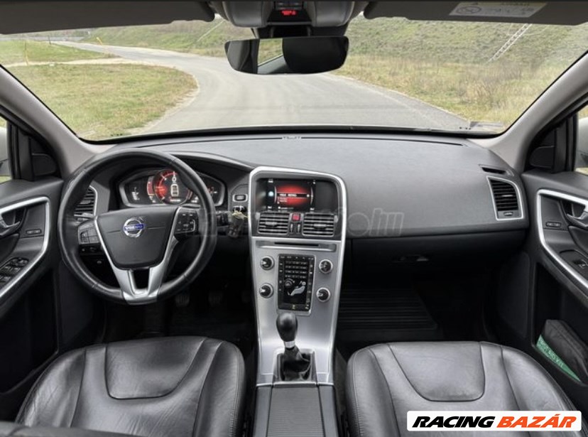 Eladó Volvo XC60 D4 AWD (2400 cm³, 190 PS) 6. kép