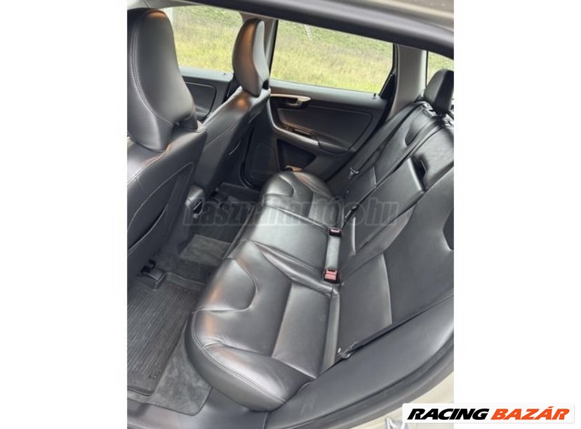 Eladó Volvo XC60 D4 AWD (2400 cm³, 190 PS) 7. kép
