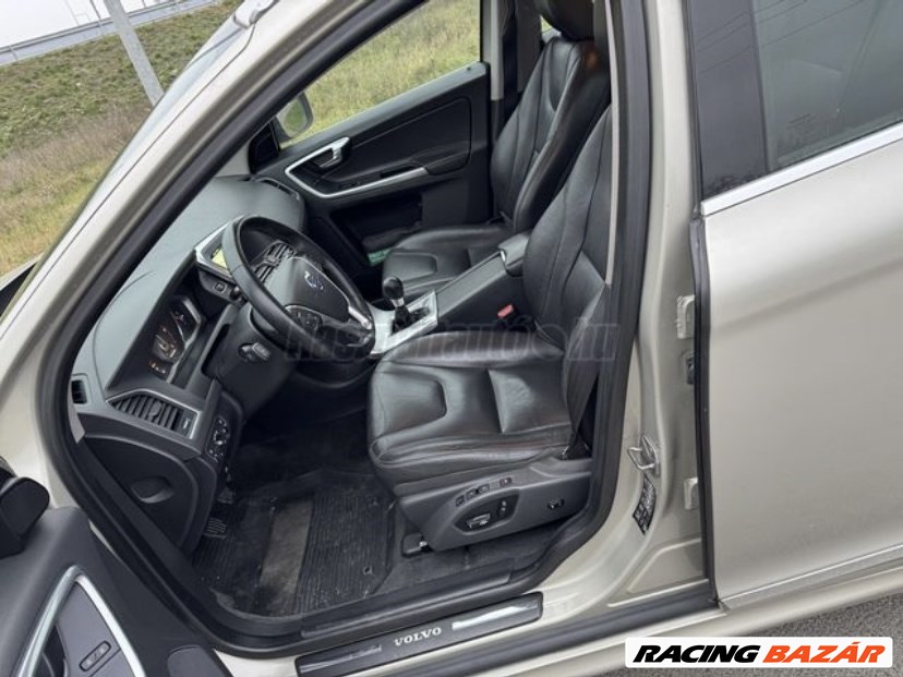 Eladó Volvo XC60 D4 AWD (2400 cm³, 190 PS) 8. kép