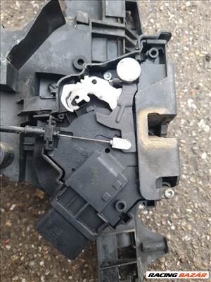 Volvo V50 ajtó zárszerkezet 