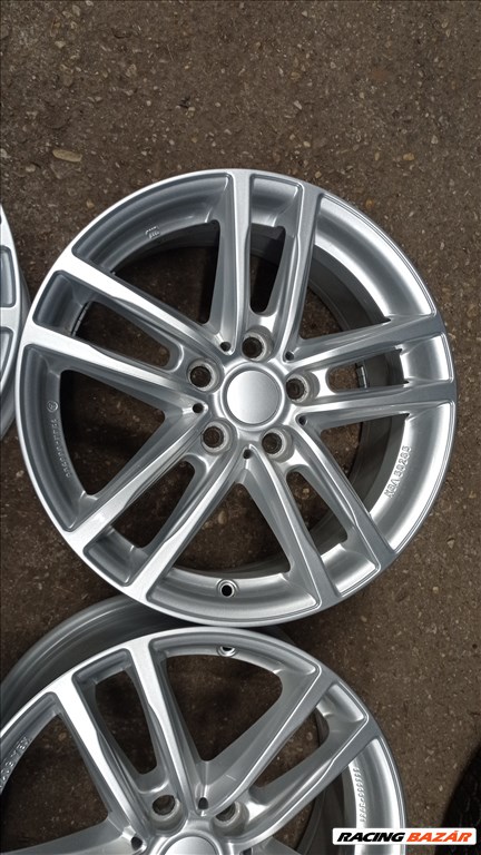  5x112 lyukosztású 7JJ 17" UNIWHEELS használt alufelni 4. kép