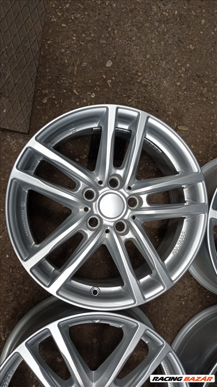  5x112 lyukosztású 7JJ 17" UNIWHEELS használt alufelni 5. kép