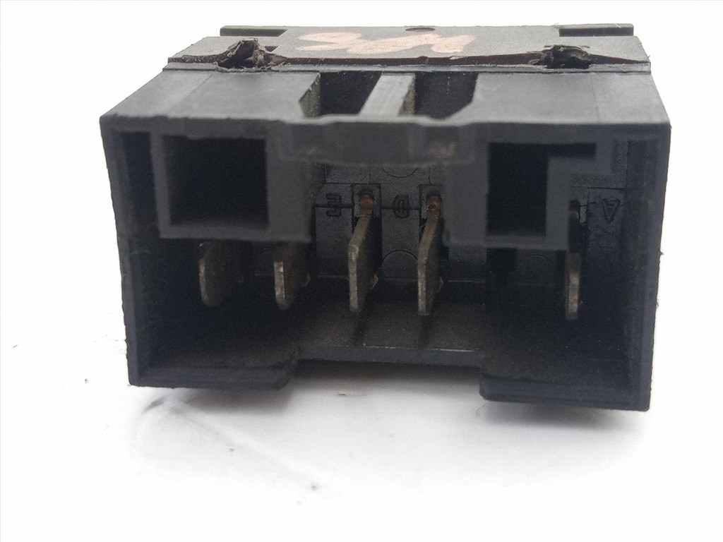 Fiat Punto I, Seicento bal első ablakemelő kapcsoló 2. kép