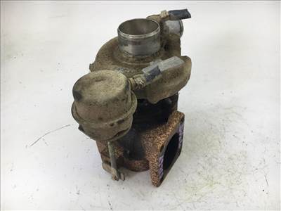 1.9 jtd euro3 turbófeltöltő. Lapátok épek, tengely nem lóg 46756155