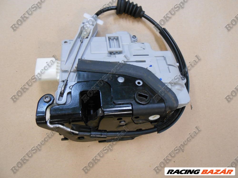 VW Passat B6, VWPassat B7 Ajtó zárszerkezet BAL vagy JOBB hátsó  3C4839015A, 3C4839016A 7. kép