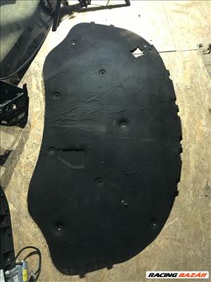 Volkswagen Passat B6 géptető szigetelés