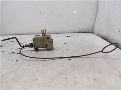 AUDI A6 II Avant (4B5/ 4B6/ C5) 2.5 TDI quattro Központizár Motor Tankajtó #30628#