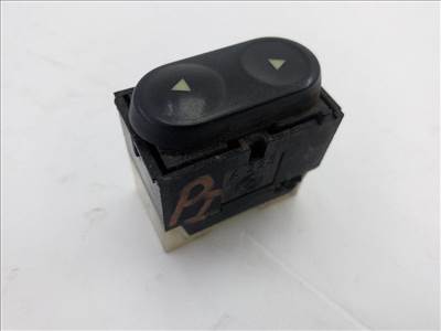 Fiat Punto I jobb első ablakemelő kapcsoló 720655060