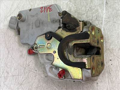 NISSAN PRIMERA (P11) 2.0 TD Bal hátsó Ajtózár #3112#