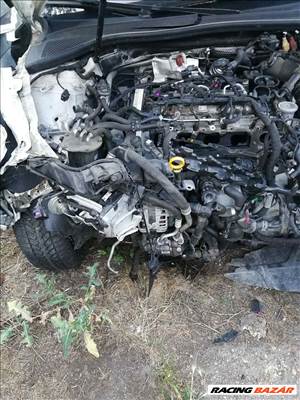 Audi A3 (8V), Volkswagen Golf VII, Skoda Octavia III CRK motorblokk  04l103011aj