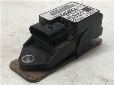 RENAULT MEGANE Scenic (JA0/1_) 2.0 központi ütközés érzékelő #12252# 7700437301B