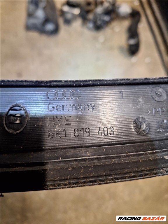 Audi A4 (B8 - 8K) 8k1 819 403 levélrács 2. kép