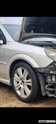 Opel Vectra C jobb facelift sárvédő 