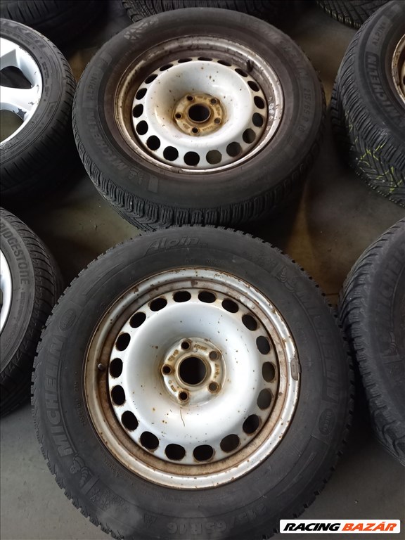  VW Tiguan 5x112-as 6.5x 16" használt (gyári felni) lemezfelni 215/65R16 télivel Sxx2 2. kép