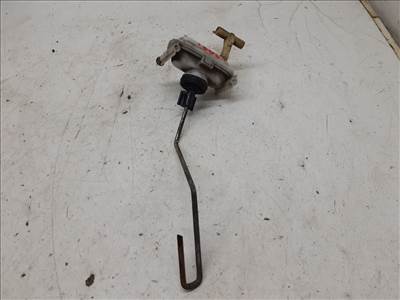 VW PASSAT Variant IV (3A5/ 35I) 2.0 16V Központizár Motor Tankajtó #17069# 357862153A