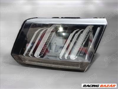 Peugeot 3008 II 2020-2023 Jobb hátsó belső lámpa