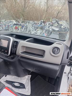 Renault Trafic III műszerfal 