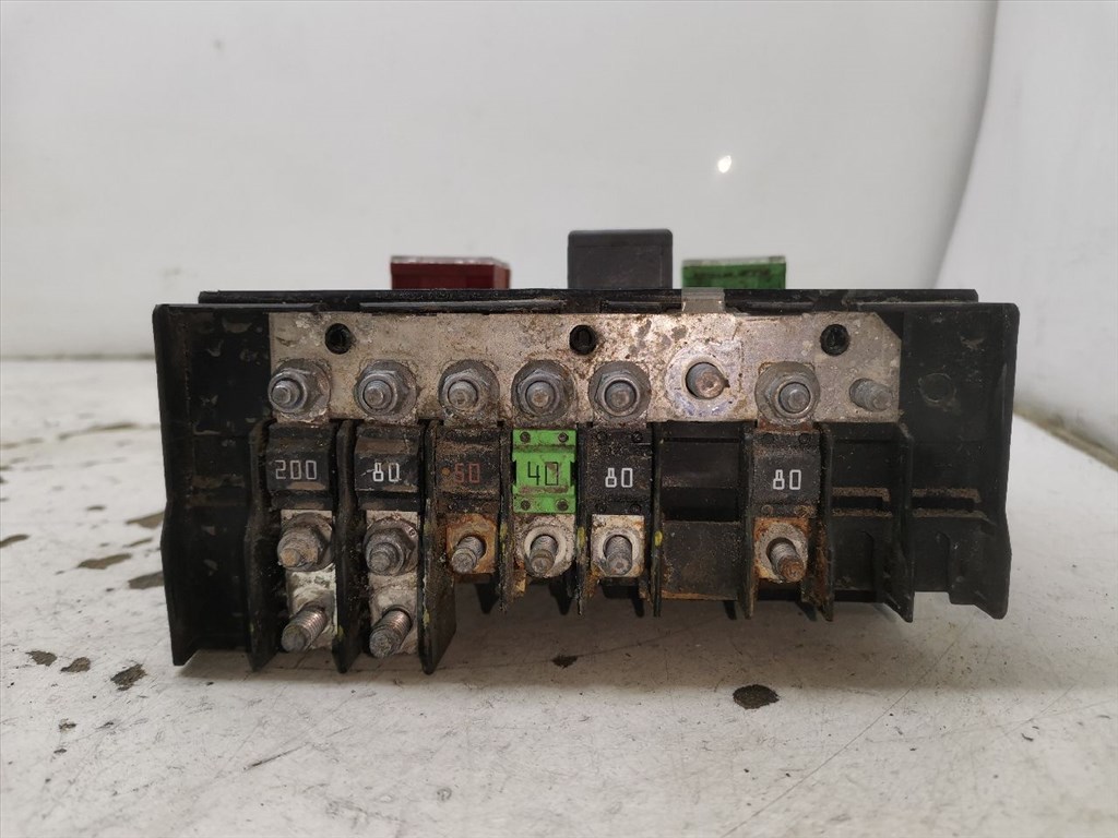 SKODA OCTAVIA II (1Z5) 1.9 TDI Biztosítéktábla Motortér #33434# 1K0937125A 6. kép