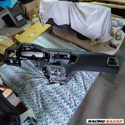 Kia Ceed CD Mk3 2019- műszerfal burkolat 84710j7000 84710j7aa0wk