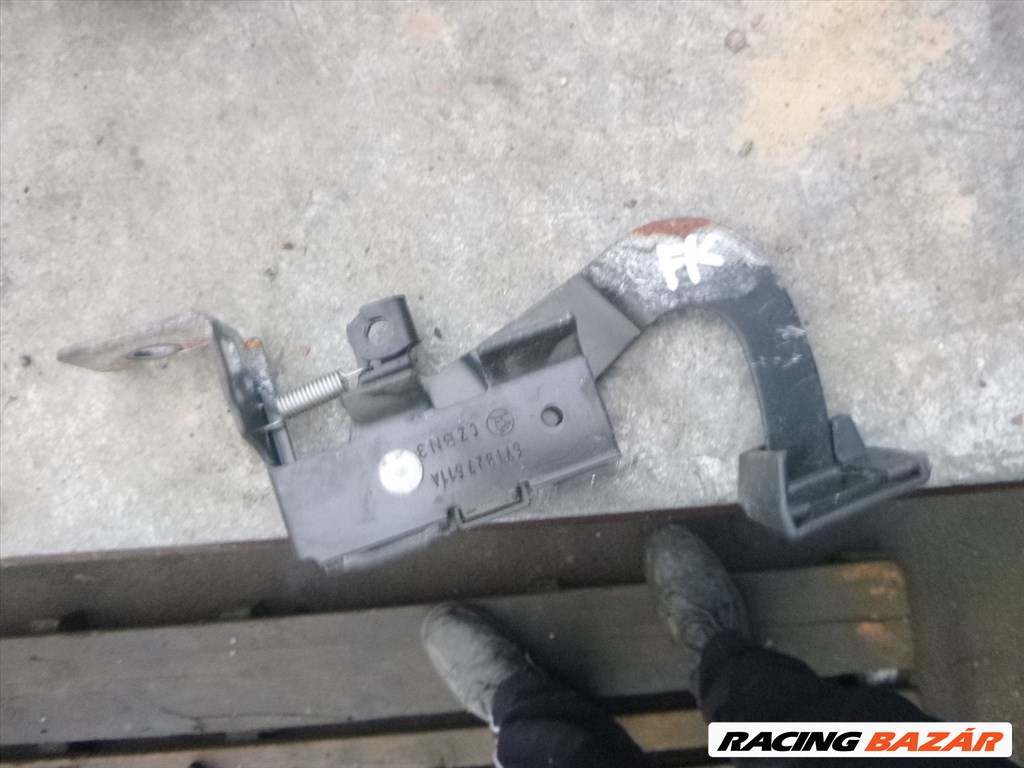 Skoda Fabia I 2002,,  6Y1 827 611 A,,   Csomagtér Nyitó Kar / csomagtérnyitó gomb   6y1827611a 3. kép