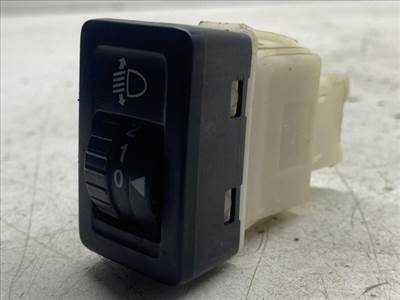 SUZUKI SX4 Fényszórómagasság Állító Kapcsoló