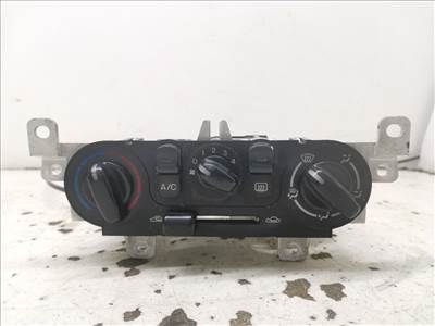 MAZDA 323 F VI (BJ) 2.0 D Fűtéskapcsoló (manuális klímás) #32885#