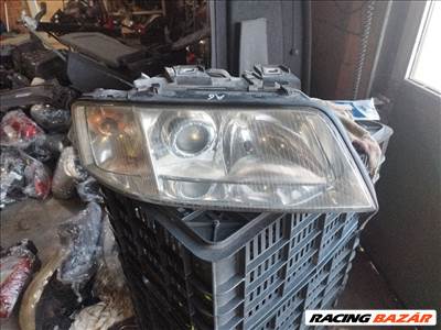 Audi A6 C5 1997-2000 jobb első fényszóró