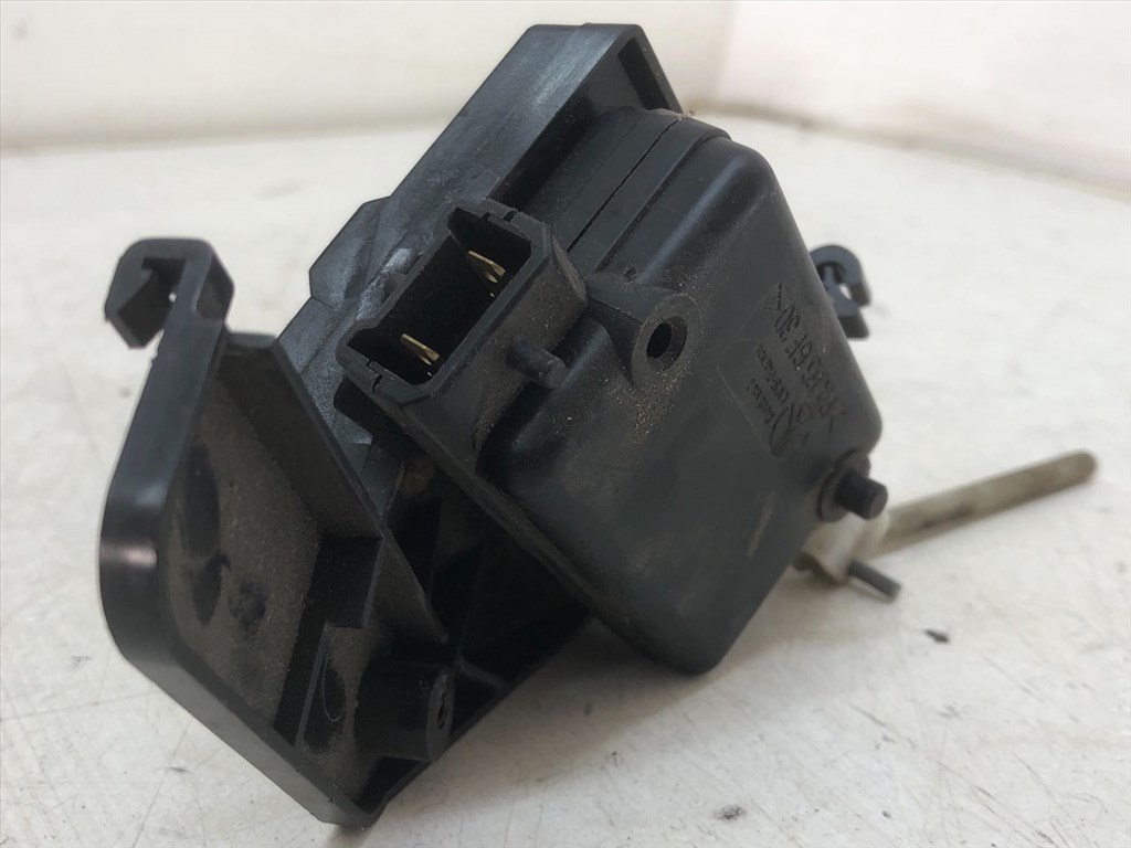 RENAULT MEGANE I Classic (LA0/1_) 1.4 (LA0E/ LA0V) Központizár Motor Csomagtérajtó #11972# 7700838340 1. kép