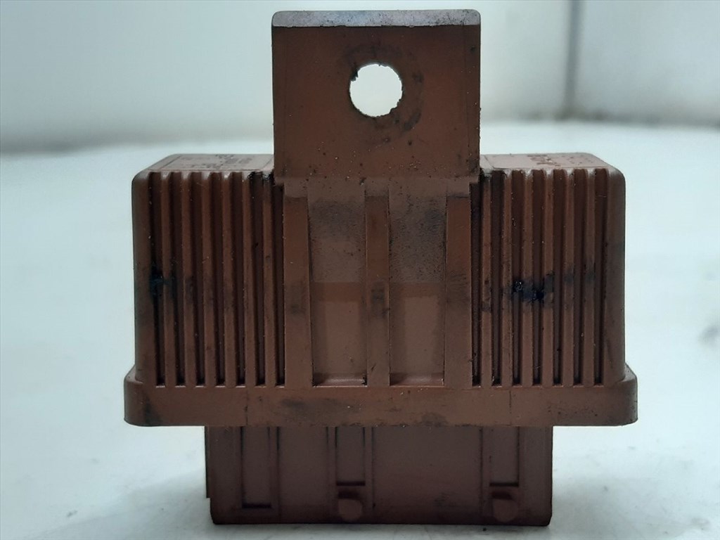 PEUGEOT 406 Break (8E/F) 2.0 HDI 110 Üzemanyag Szivattyú Relé #18090# 3. kép