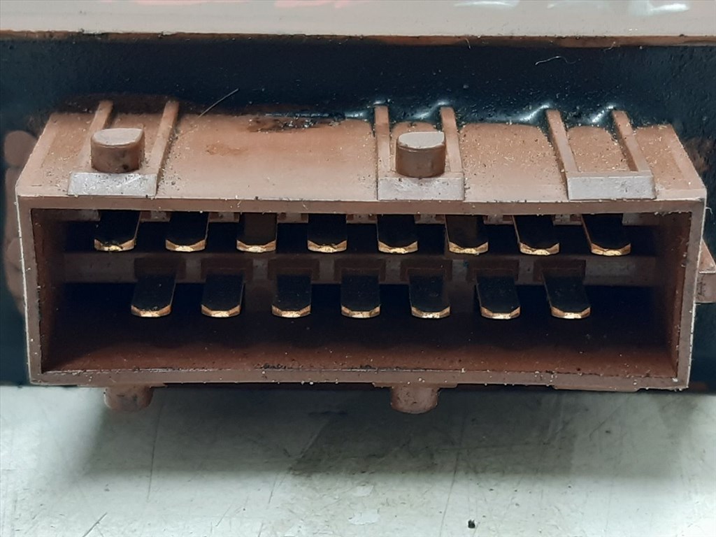 PEUGEOT 406 Break (8E/F) 2.0 HDI 110 Üzemanyag Szivattyú Relé #18090# 6. kép