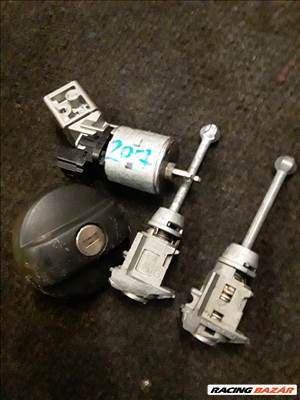 Peugeot 207 Gyujtáskapcsoló Ajtózár Tanksapka