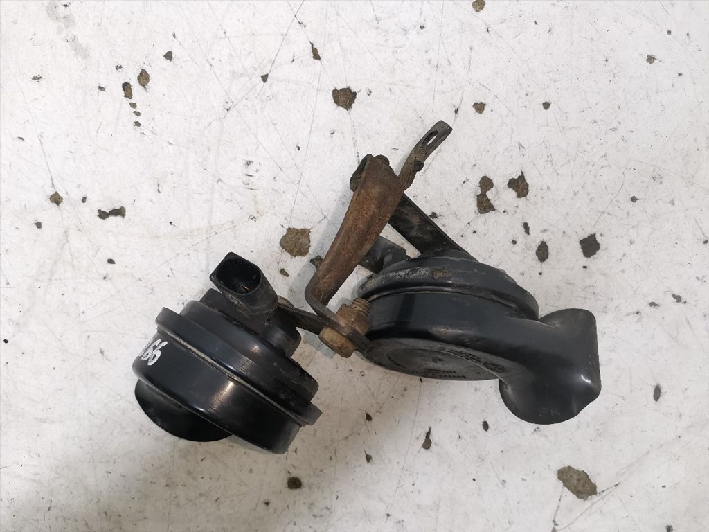 VW POLO (9N_) 1.4 16V Kürt #29784# 6Q0951221A 5. kép