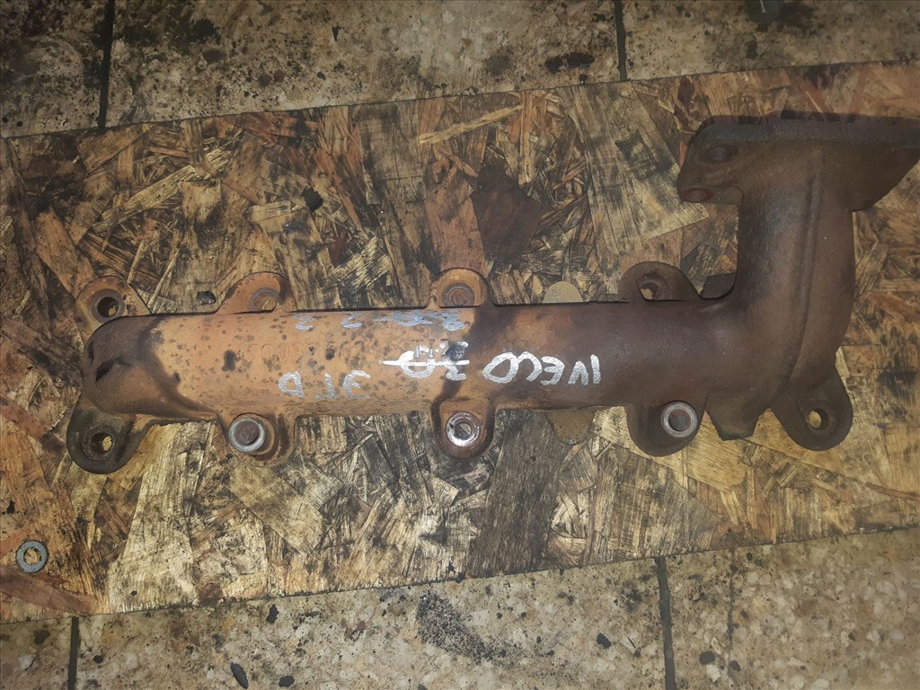 Iveco Daily Kipufogó Leömlő Cső 500326624 1. kép
