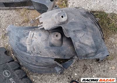 Opel Corsa D jobb és bal első dobbetét