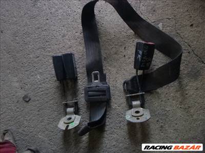 Ford Mondeo Mk1 hátsó biztonsági öv csat 