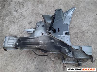 Mercedes B-osztály W245 jobb első negyed 1265