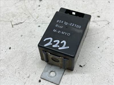 HYUNDAI ACCENT (X-3) 1.5 i 12V Relé #23375# 9541022100