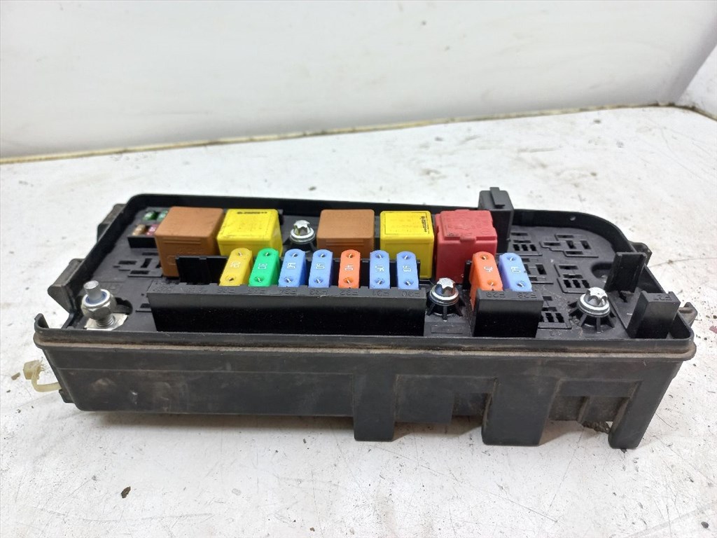 OPEL SIGNUM 2.2 direct Biztosítéktábla Motortér #24572# 13144711 9. kép