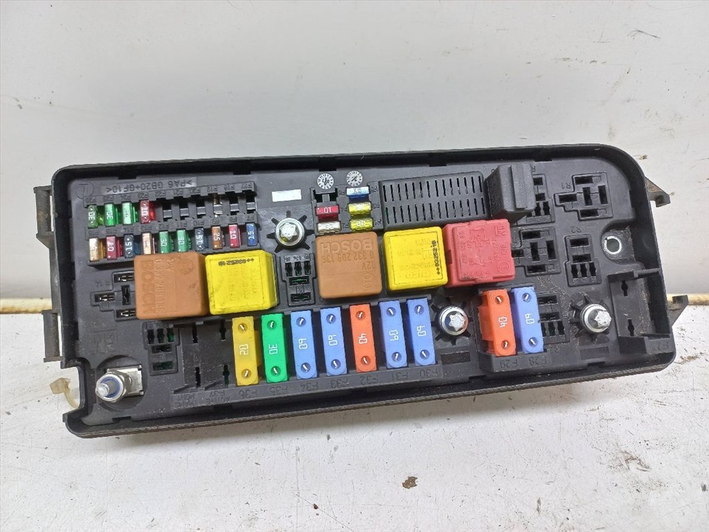 OPEL SIGNUM 2.2 direct Biztosítéktábla Motortér #24572# 13144711 10. kép